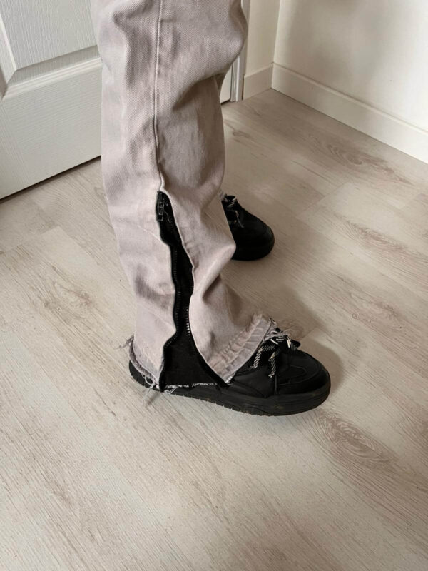 Pantalon marron clair avec flare a zip noir